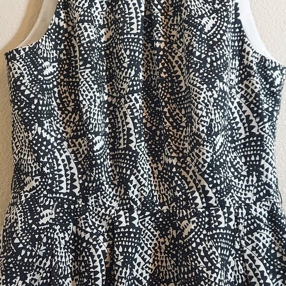 London Times Fit and Flare 50s Inspired Sleeveless Dress, Size 8 - Picture 4 of 7